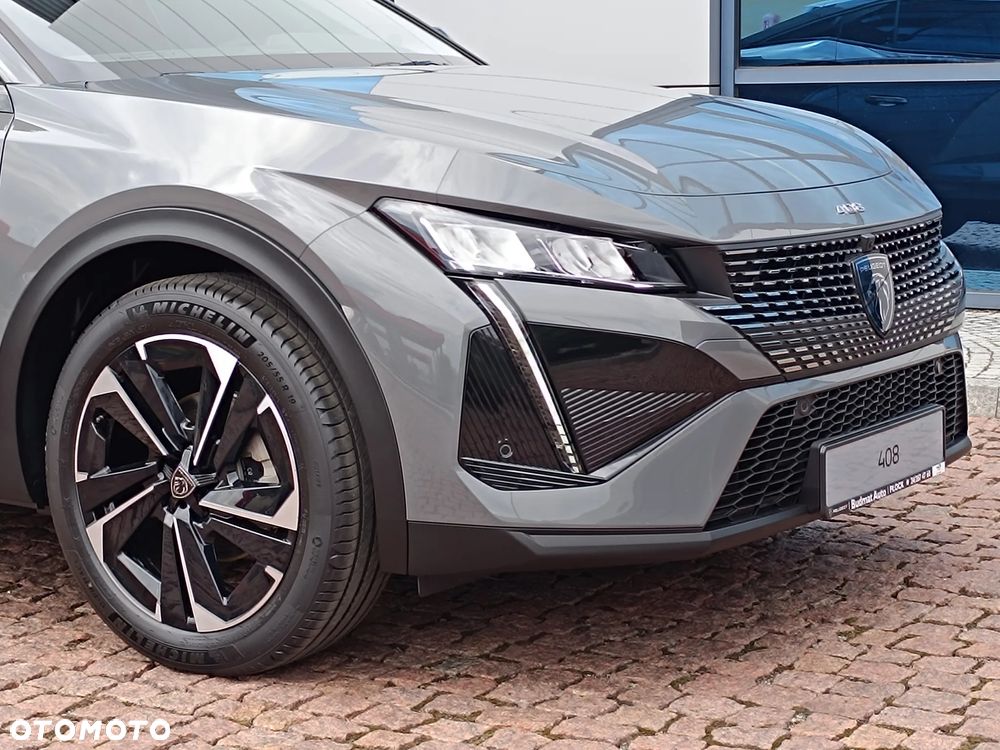 Peugeot 408 - 13
