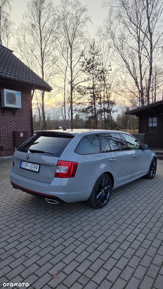Skoda Octavia 2.0 TDI RS - 9