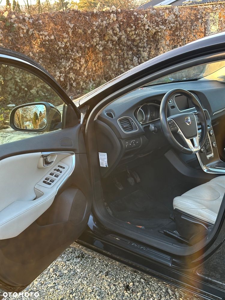 Volvo V40 D2 Drive-E Summum - 13