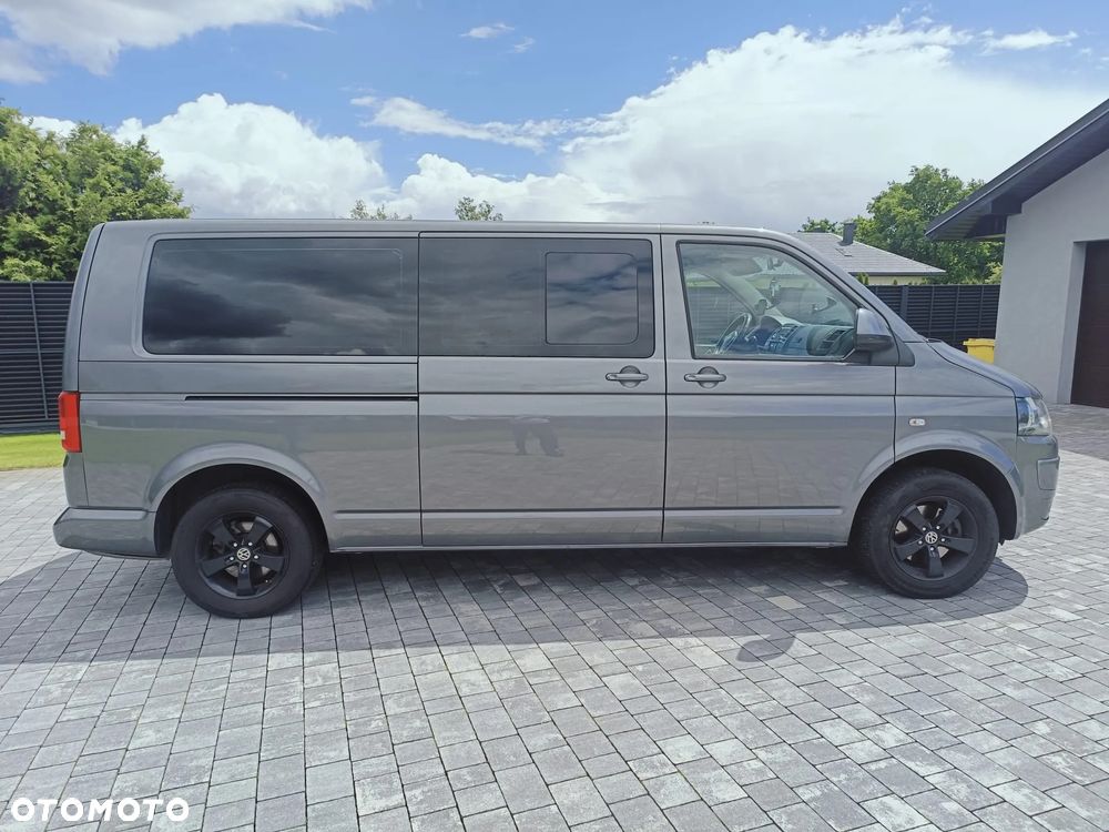 Volkswagen Caravelle - 4