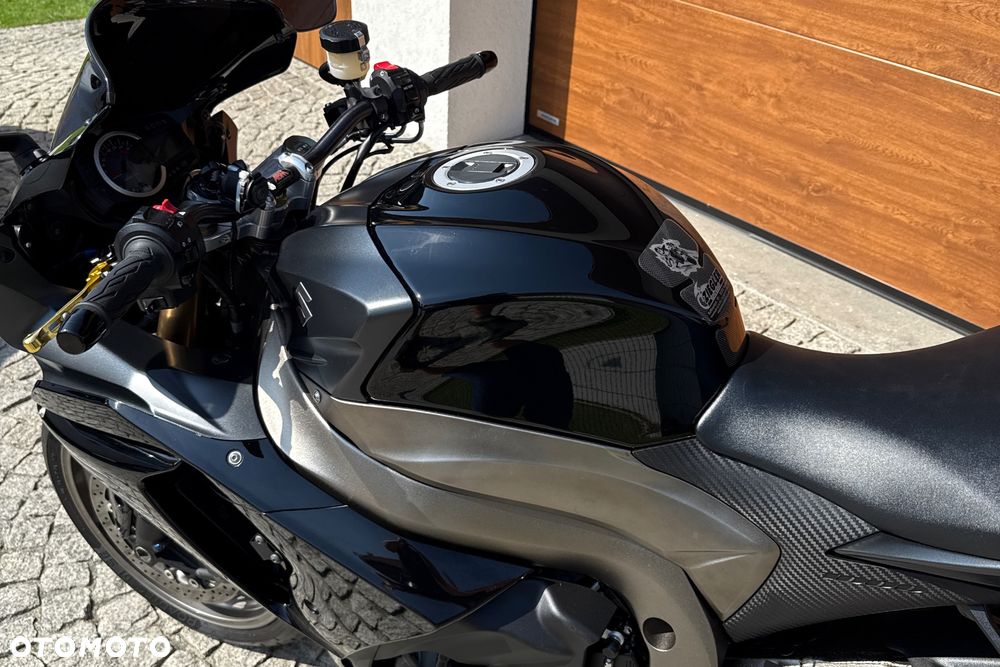 Suzuki GSX-R - 20