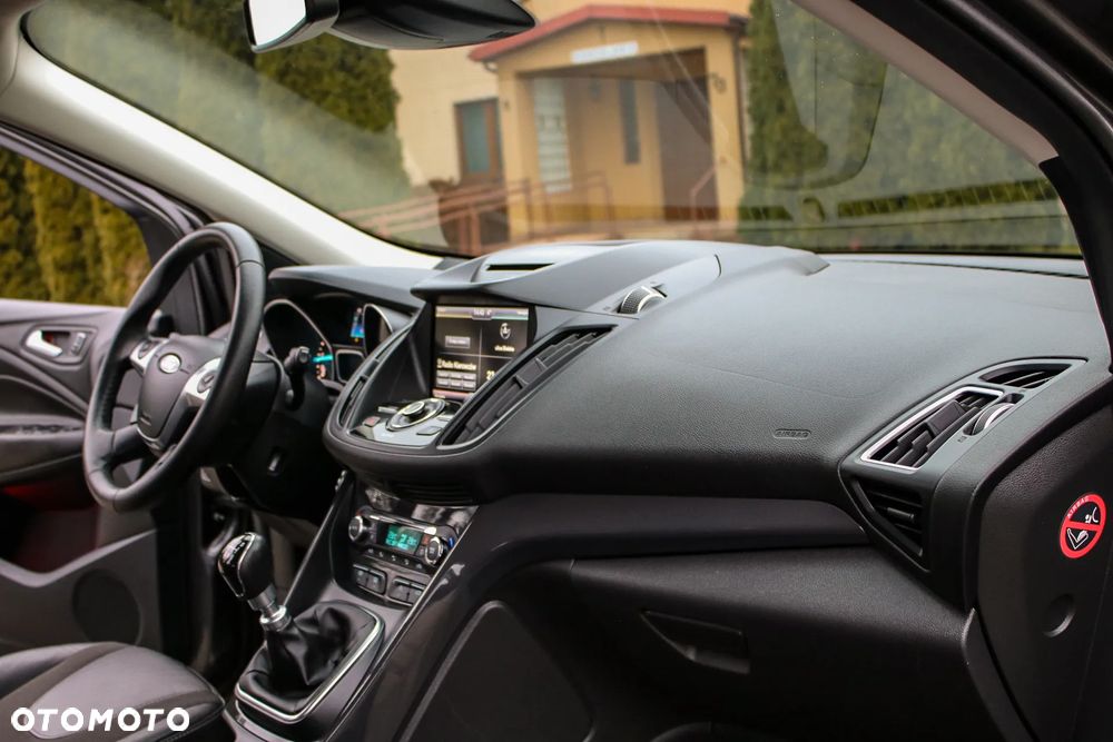 Ford Kuga 2.0 TDCi FWD Titanium - 21