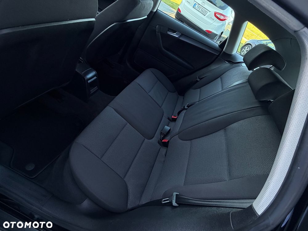 Audi A3 Sportback 1.6 Attraction - 26