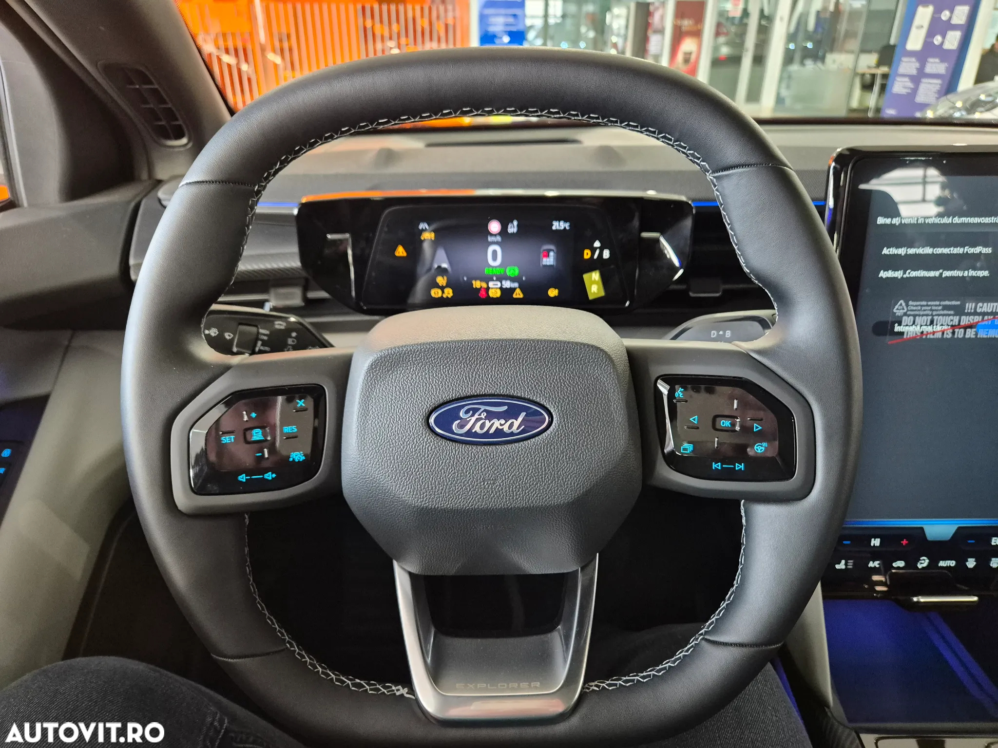 Ford Explorer AWD 79 kWh Extended Range Premium - 18