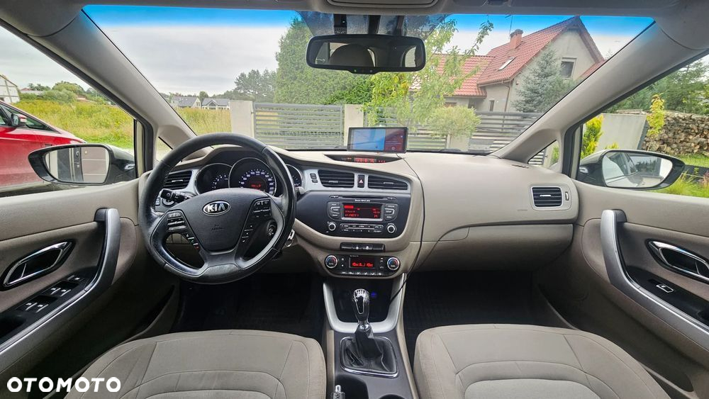 Kia Ceed - 15