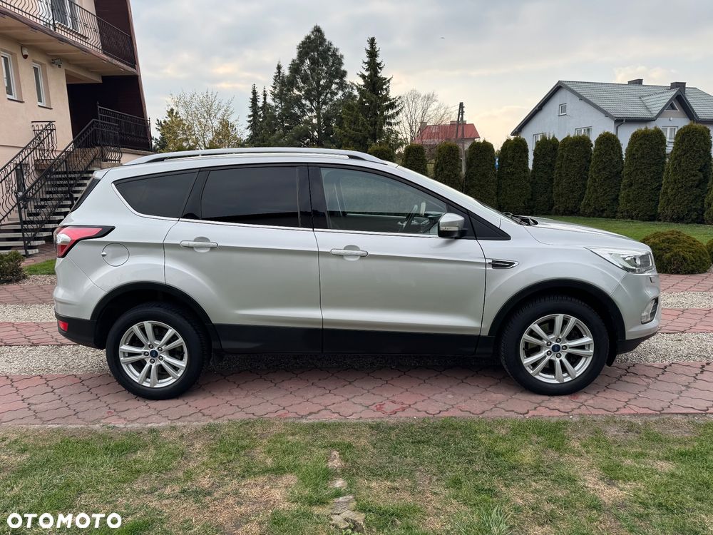 Ford Kuga 1.5 TDCi FWD Titanium - 12