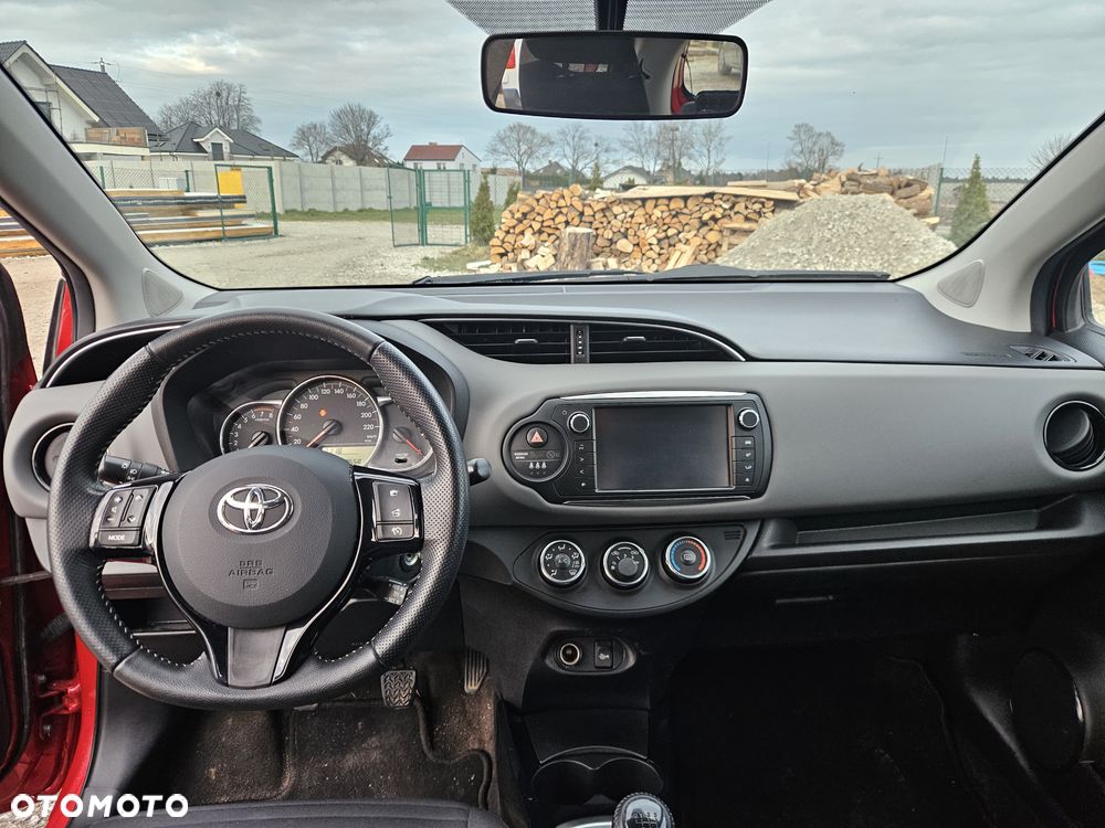 Toyota Yaris 1.33 VVT-i Comfort - 23