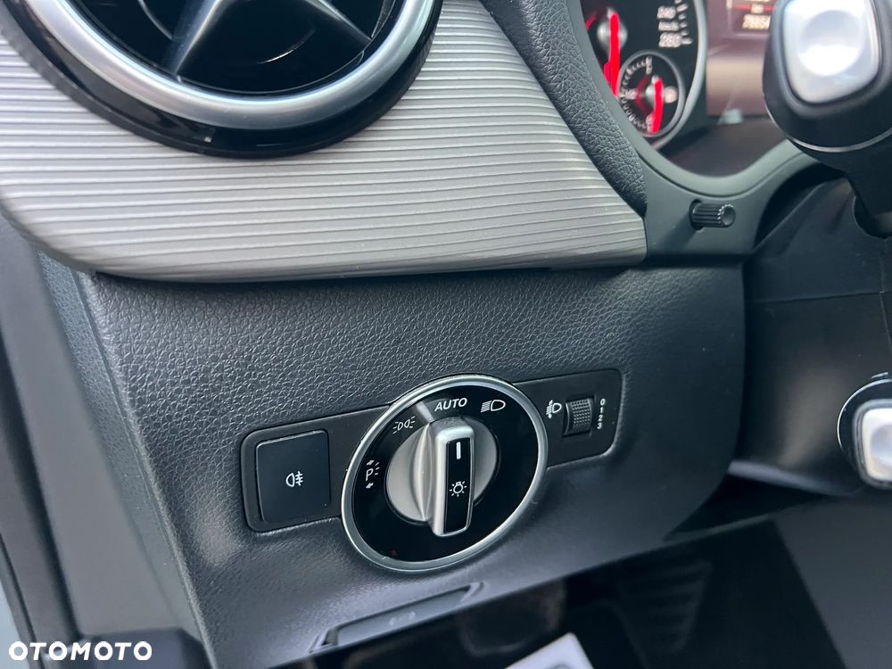 Mercedes-Benz Klasa B 180 d 7G-DCT Edition - 13