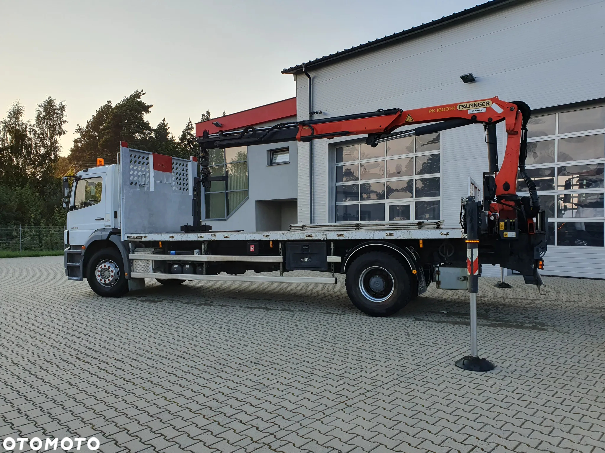 Mercedes-Benz axor - 17
