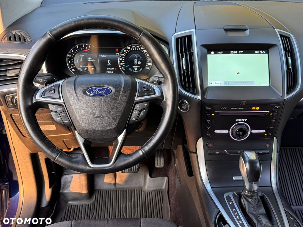 Ford Edge 2.0 TDCi Twin-Turbo 4WD Titanium - 12