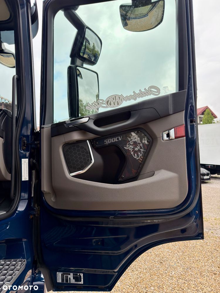 Scania R500 / 2021 / 678 000 km / NISKA KABINA / HYDRAULIKA / FULL LED / - 27
