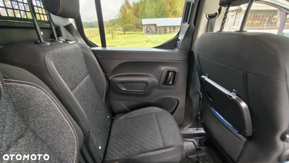 Peugeot Rifter 1.5 BlueHDI Allure S&S - 28