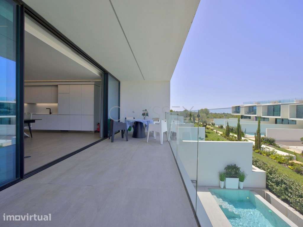 Penthouse Totalmente Mobilado com Piscina Privativa no Rooftop - Grande imagem: 3/43