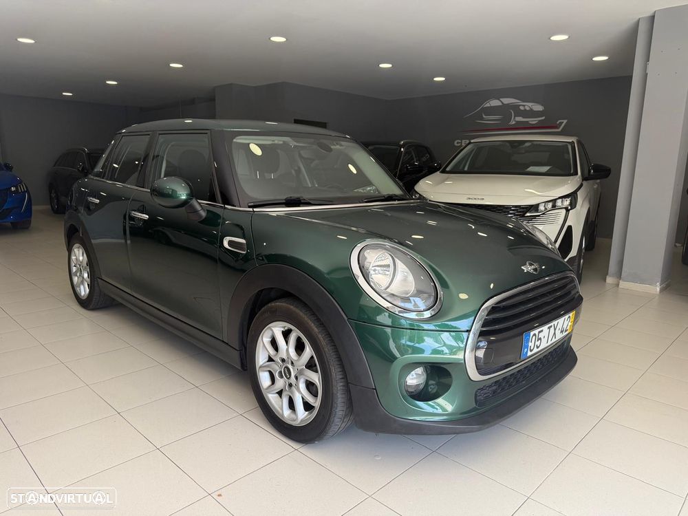 MINI 5 Portas Cooper D - 6