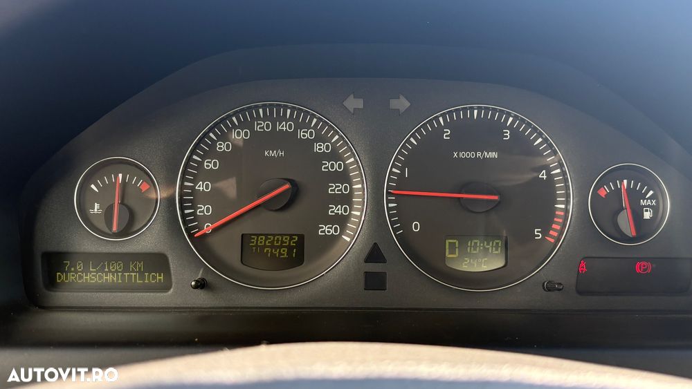 Volvo S60 2.4 D Momentum Geartronic - 10