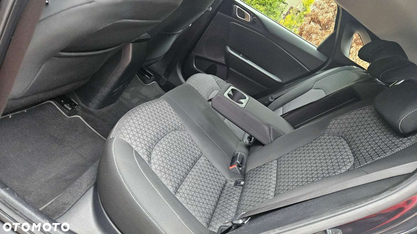 Kia Ceed - 20