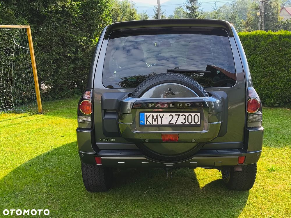 Mitsubishi Pajero 3.2 DI-D Intense - 10