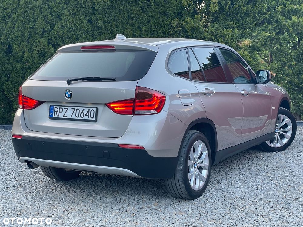 BMW X1 sDrive20d - 14