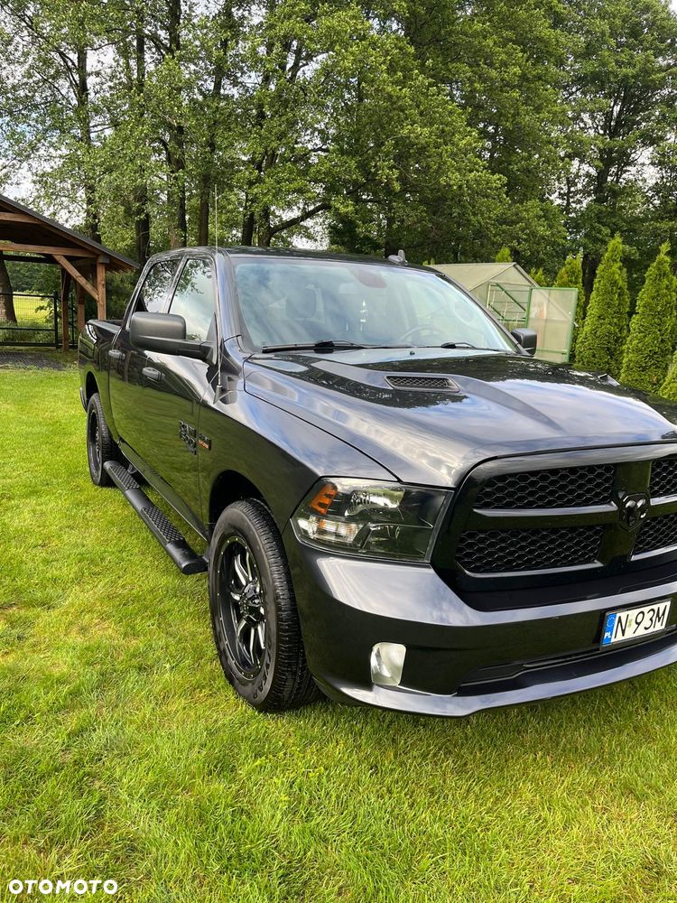 Dodge RAM 5.7 4x4 - 2
