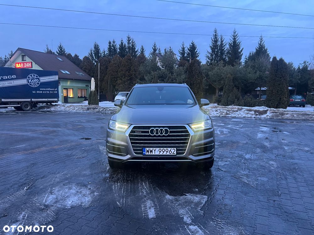 Audi Q7 - 3