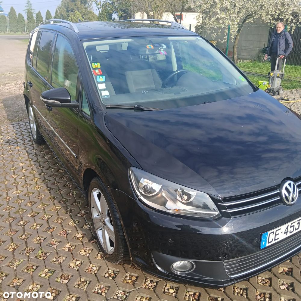 Volkswagen Touran 1.6 TDI DPF BlueMotion Technology DSG Comfortline - 1