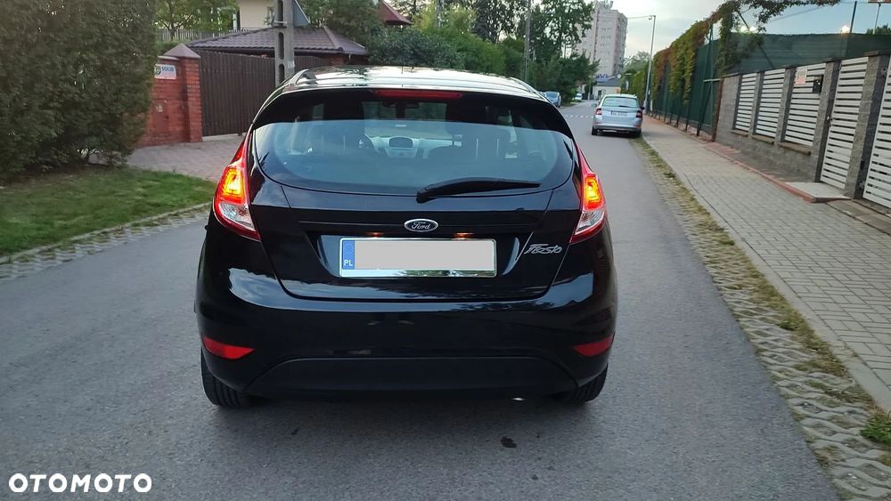 Ford Fiesta 1.25 Champions Edition - 29
