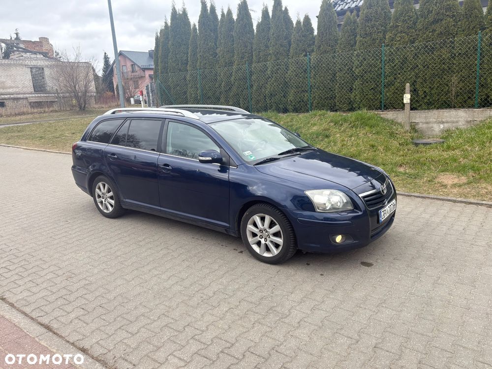 Toyota Avensis 2.0 D-4D Platinium - 11