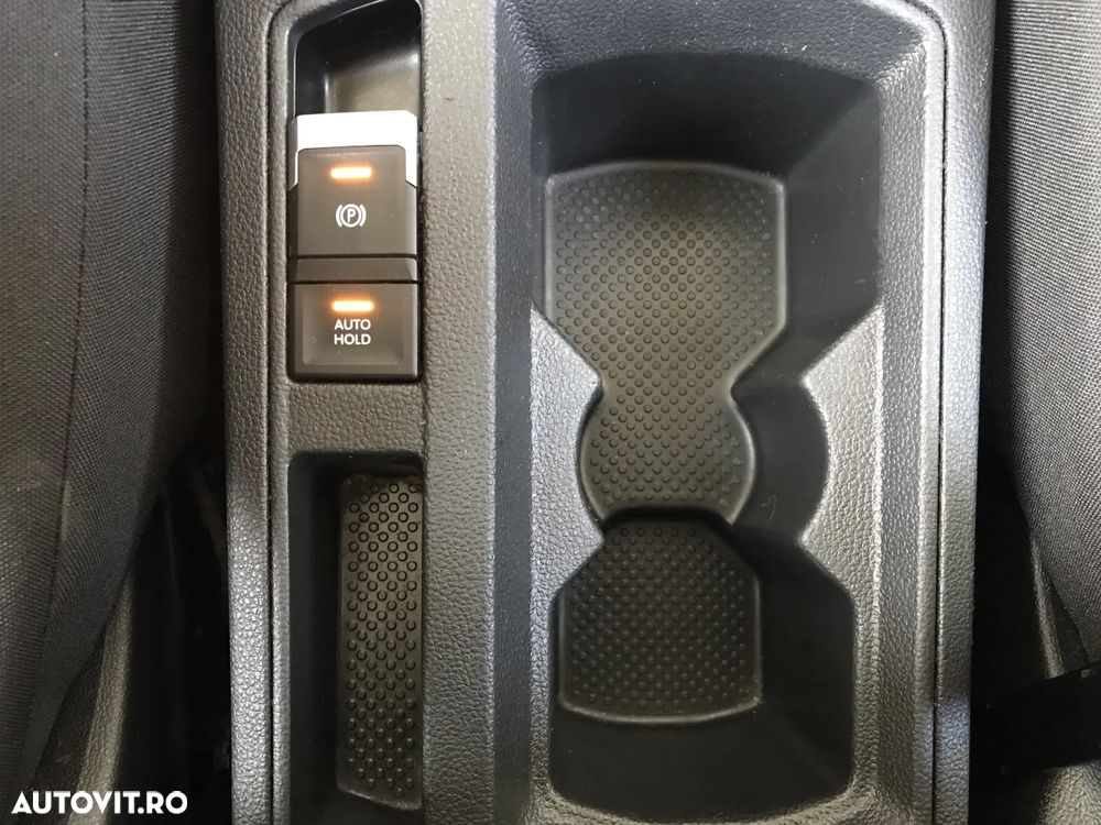Volkswagen T-Roc - 34