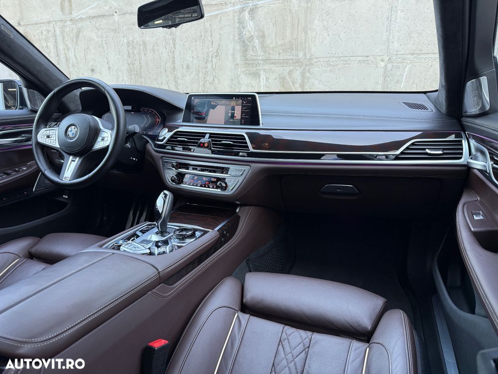 BMW Seria 7 740Ld xDrive MHEV - 21