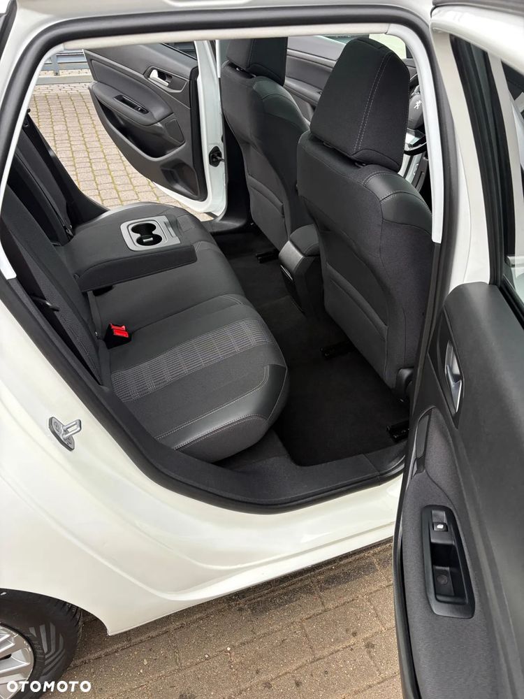 Peugeot 308 BlueHDi FAP 130 Stop & Start Style - 26