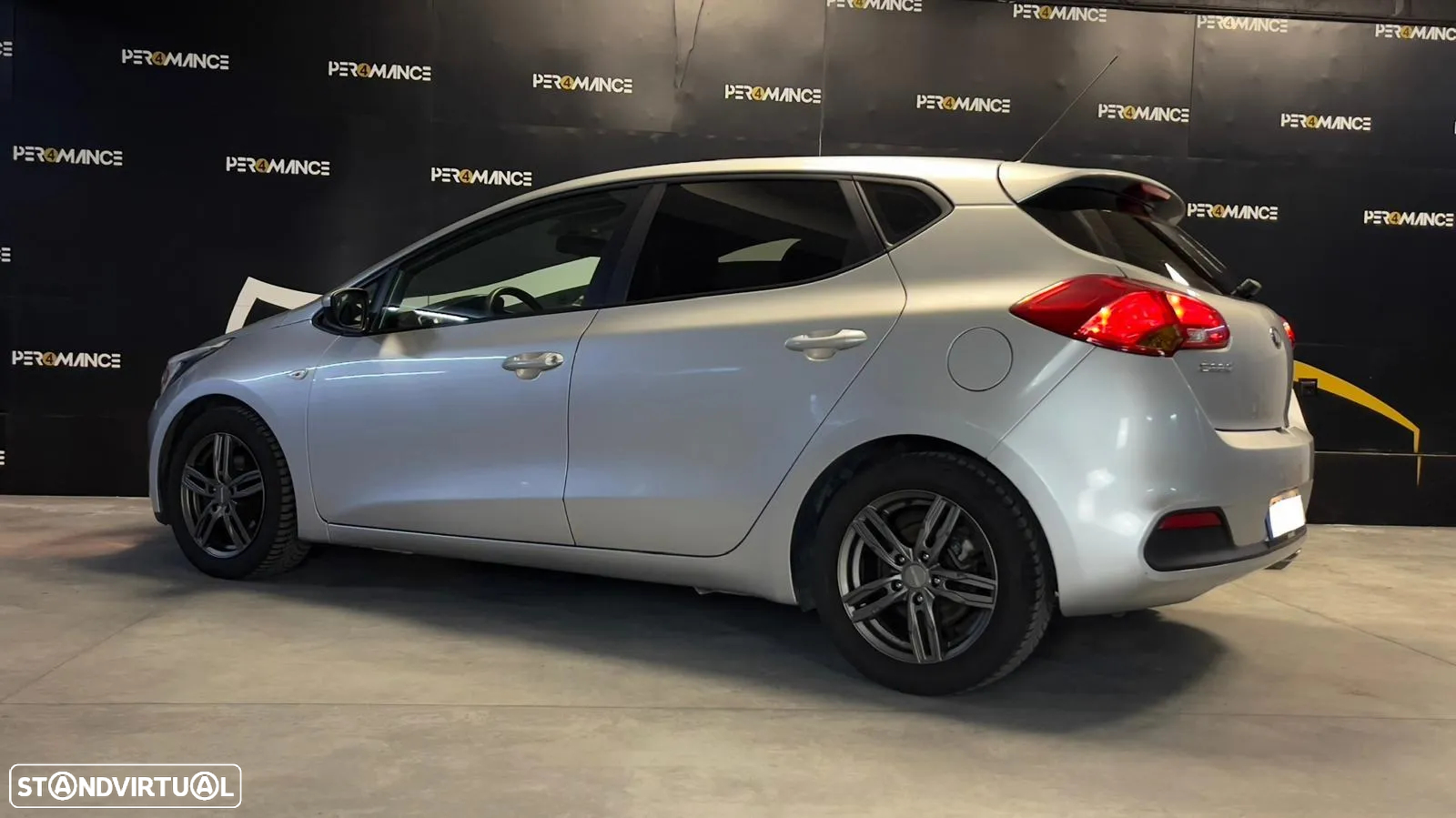 Kia Ceed 1.4 CRDi EX - 35