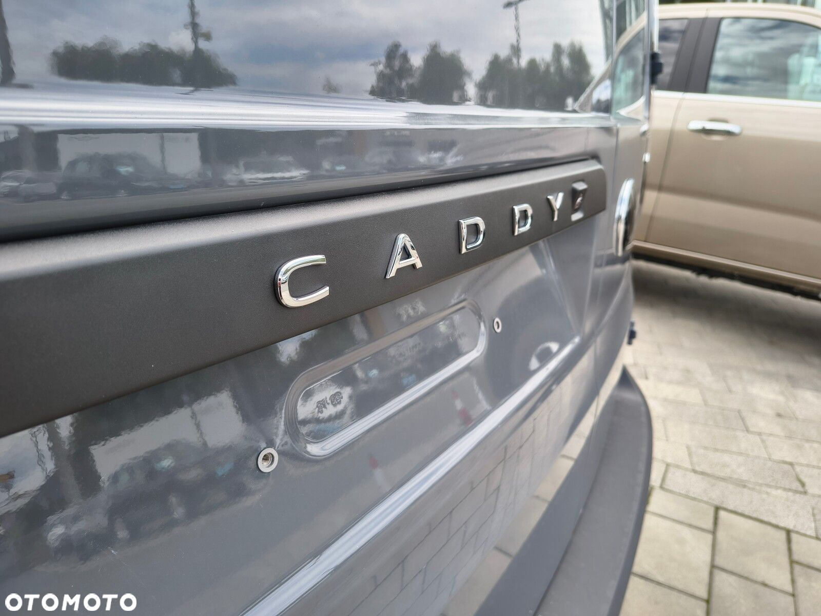 Volkswagen Caddy Caddy Cargo 2.0 TDI 122KM 4MOTION, manualna 6 -biegowa - 7