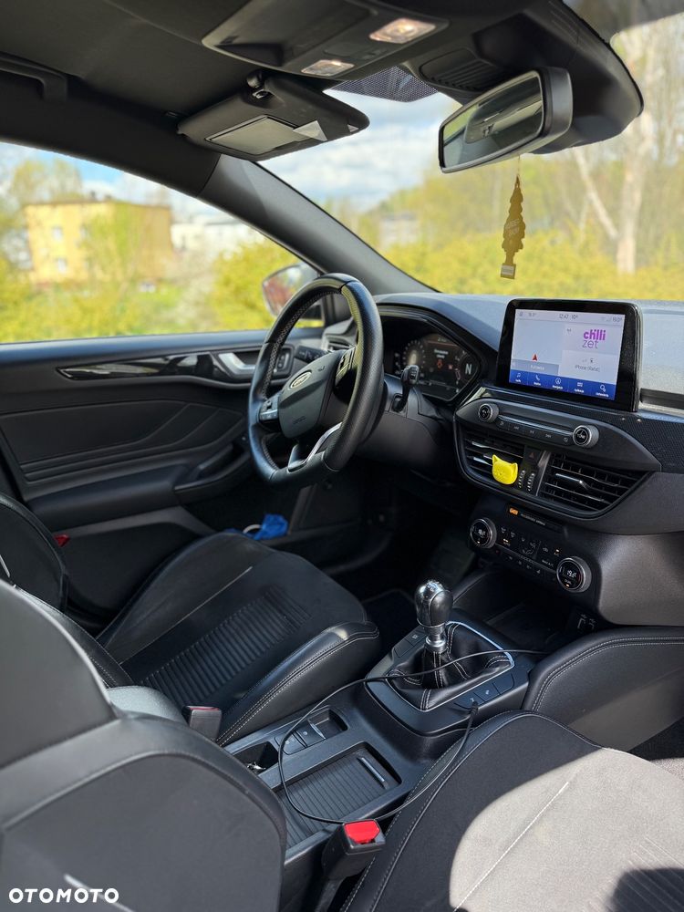 Ford Focus 2.3 EcoBoost ST X - 19