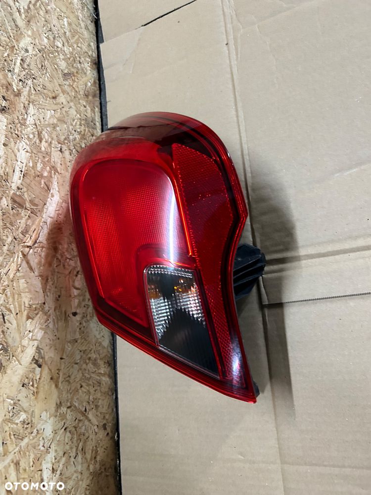 Opel corsa E lampa prawy tył lewy tył 3 drzwi europa 39068624 39068625 - 5