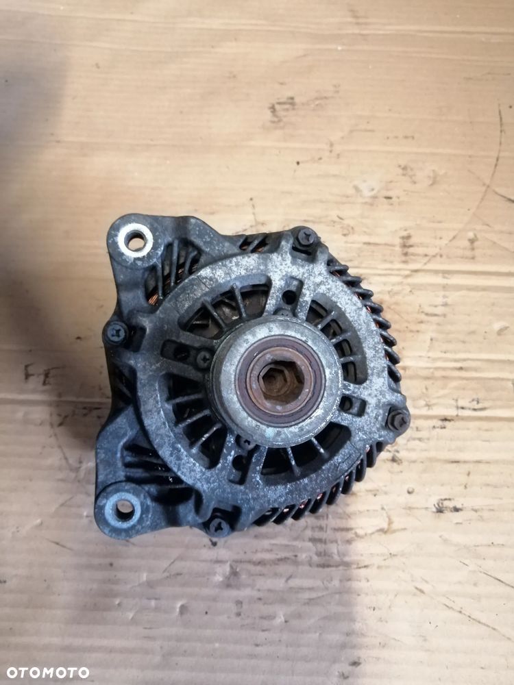 Renault Laguna III Espace IV Trafic 2.0 DCi alternator 210A  8200404464 A004TJ0381 - 7
