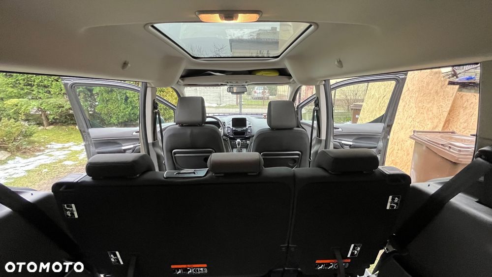 Ford Tourneo Connect Grand - 15