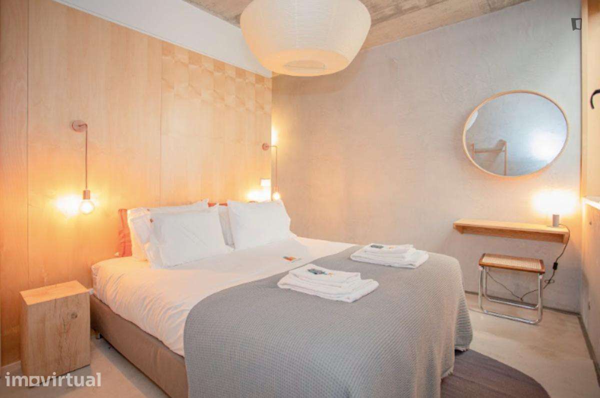 Apartamento com 1 quartos - localizado em Santo Ildefonso Porto - Grande imagem: 3/19