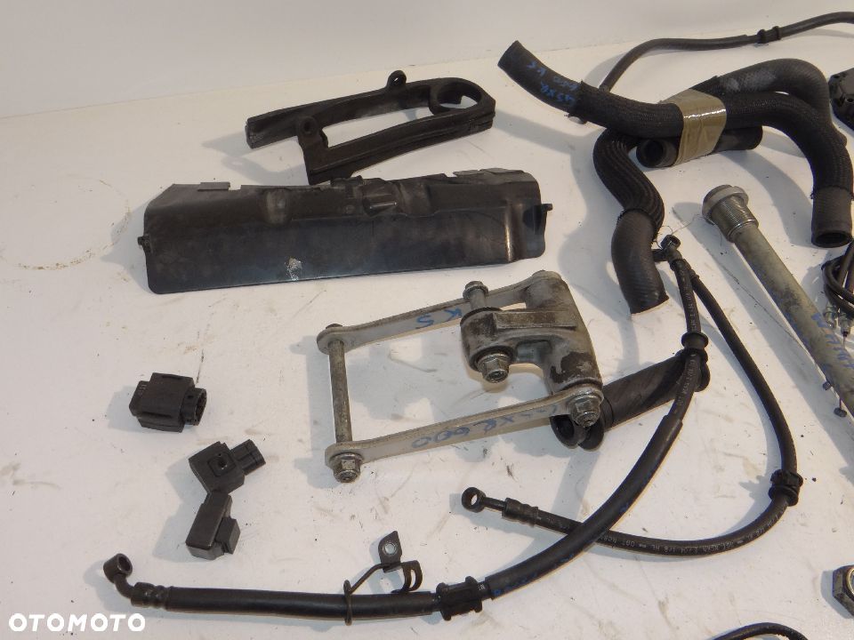 GSXR 600 K4 K5 koło magnesowe oska czujnik luzu przewód zębatka pokrywa kołyska R125 - 5