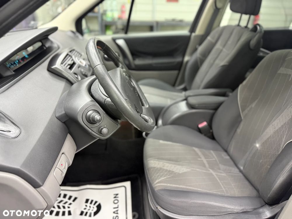 Renault Scenic 2.0 16V Luxe Expression - 24