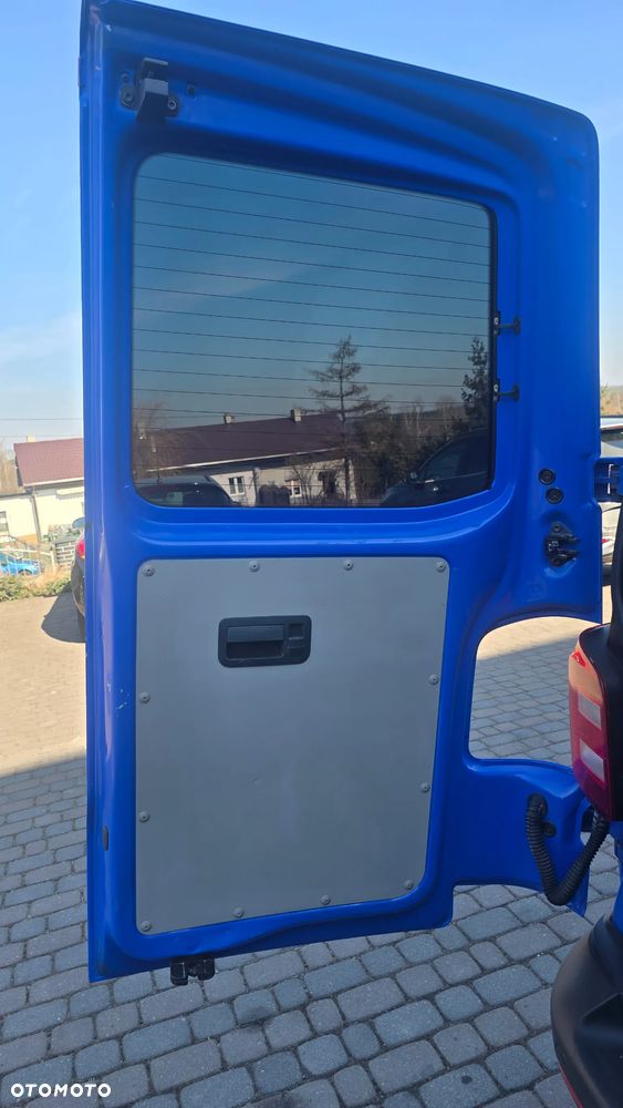 Volkswagen Transporter - 22