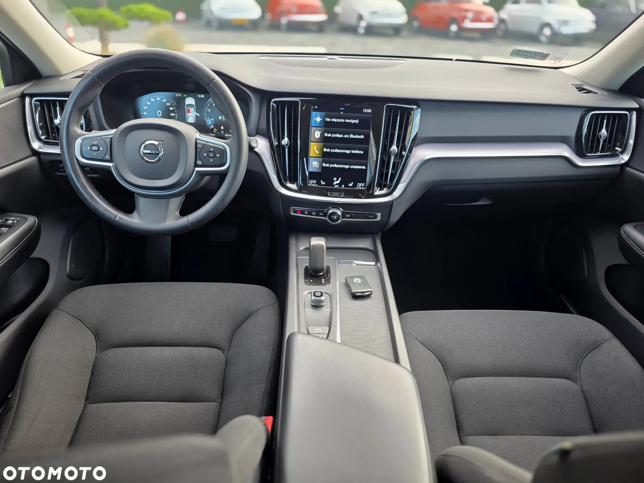Volvo V60 B3 B Momentum Core - 20