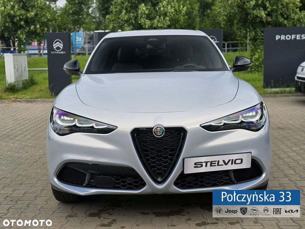 Alfa Romeo Stelvio - 3