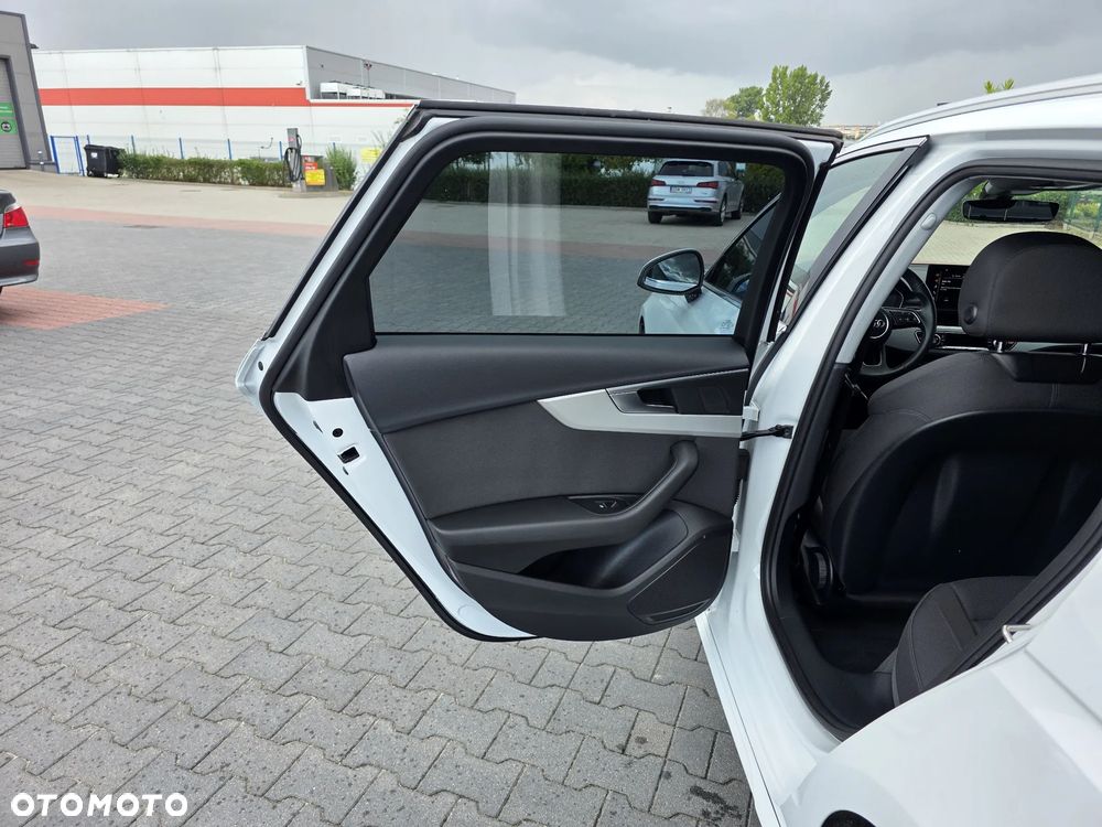 Audi A4 Avant - 10