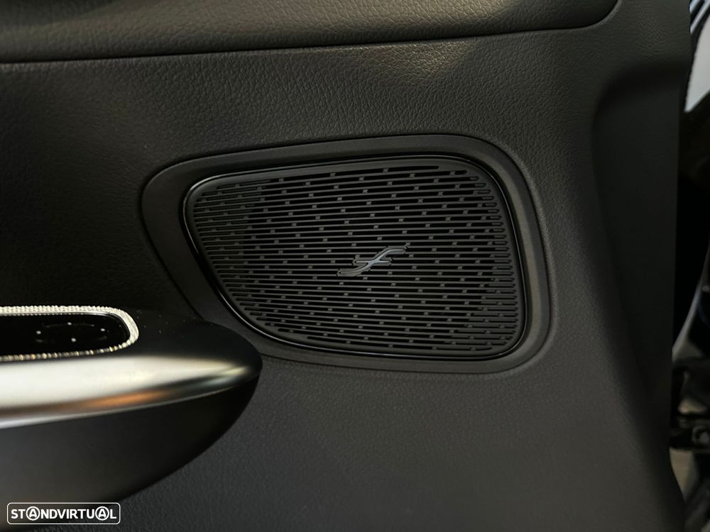 Mercedes-Benz GLC 300 - 15