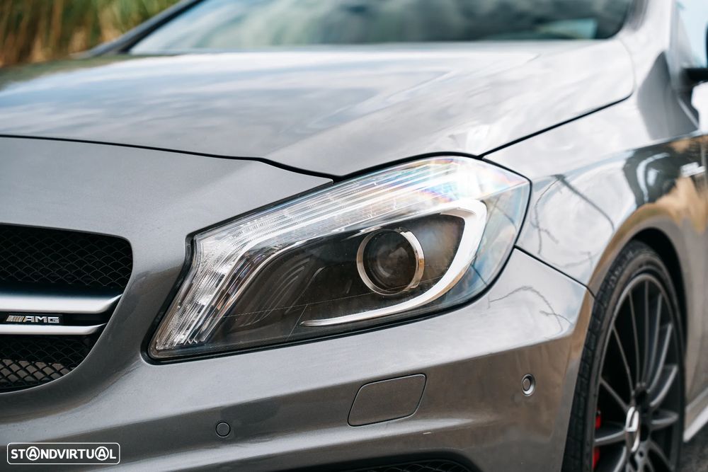 Mercedes-Benz A 45 AMG 4-Matic - 10