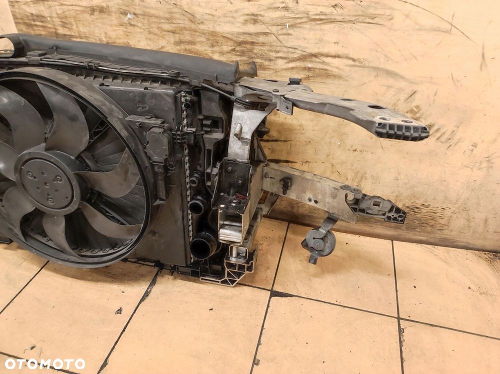 pas belka wzmocnienie chłodnice c klasa w205 205 1.6 cdi - 10