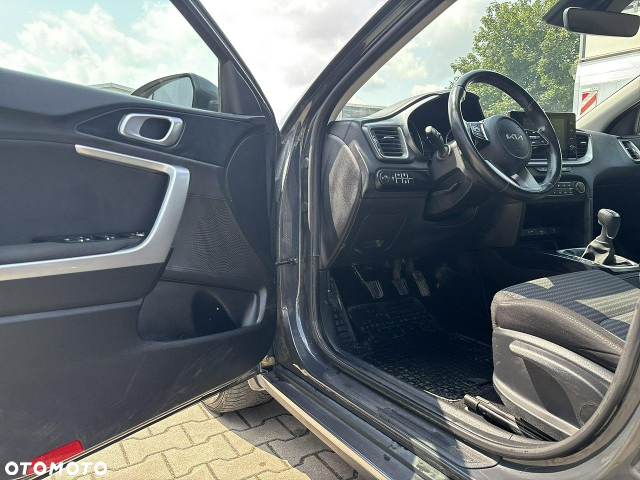Kia XCeed 1.5 T-GDI M - 10