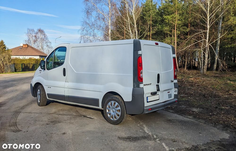Renault Trafic - 2