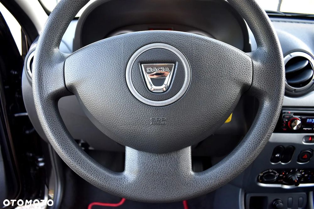 Dacia Duster 1.6 16V 105 4x2 Laureate - 30