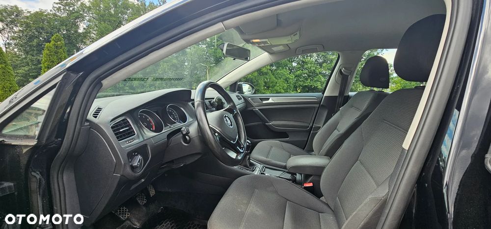 Volkswagen Golf - 7
